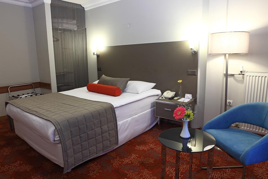 Arma Hotel Manisa Szoba fotó